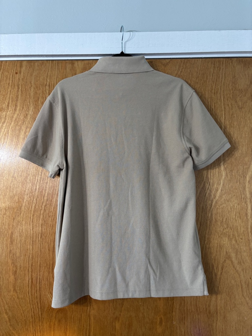 Tommy Hilfiger Men’s Tan Polo Shirt with Subtle Logo - Picture 9 of 9